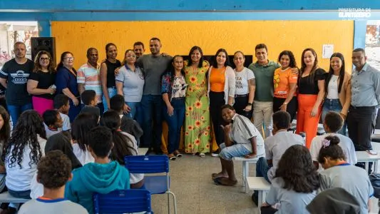 Palestra em combate ao abuso e exploração sexual de crianças e adolescentes - Escola Elisa Texeira